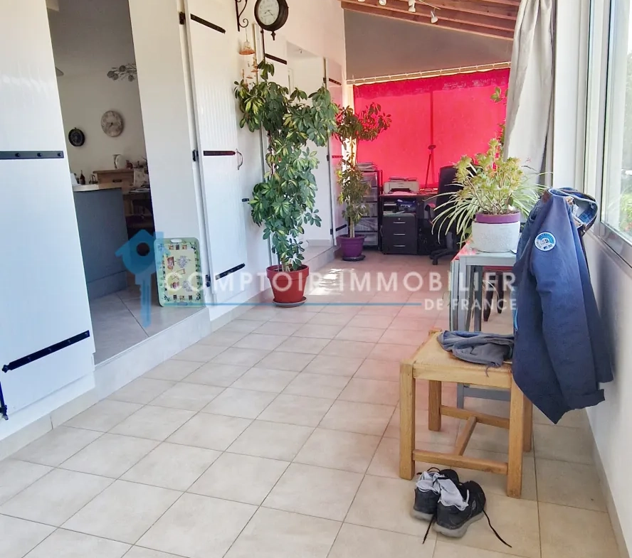 Belle maison familiale de 120 m² à Saint Martin de Valgalgues avec extérieur et équipements modernes 
