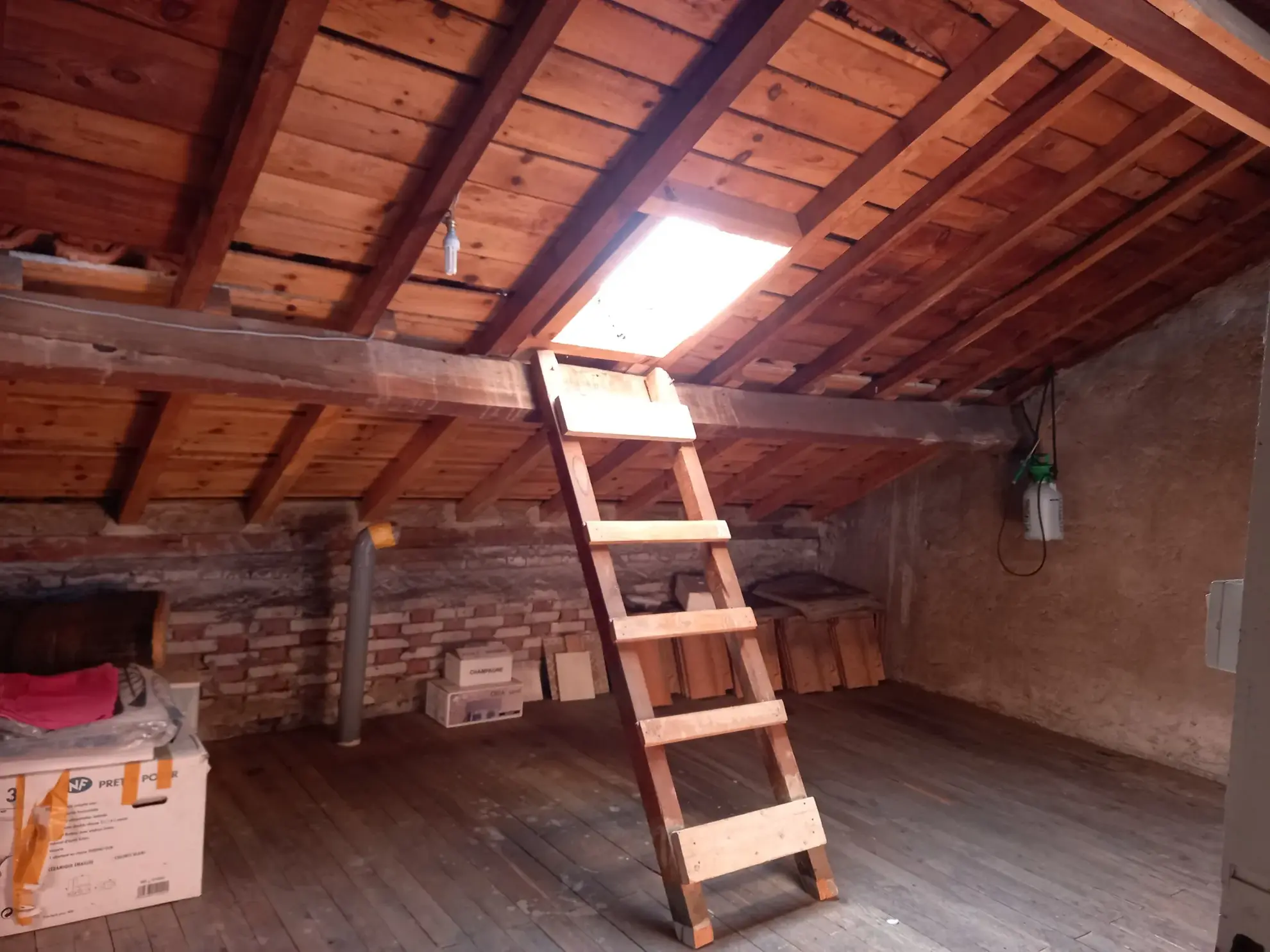 Maison de ville avec jardin à Moissac, 4 chambres, véranda et vue sur les coteaux 