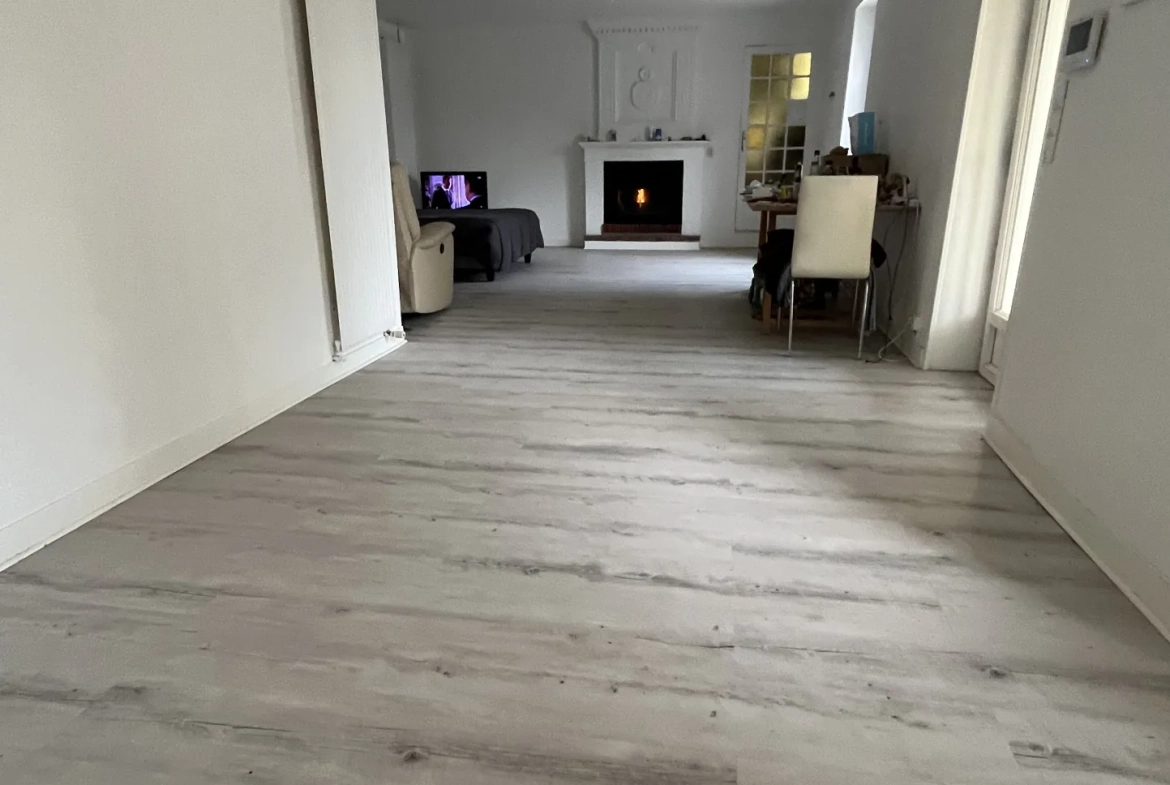 Maison à vendre à Thouars de 140 m² avec jardin et garage 