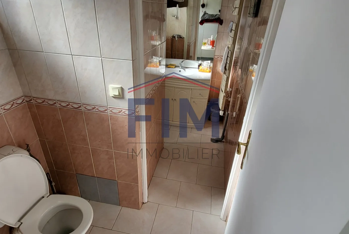 Maison lumineuse de 97 m² proche Dieppe avec 3 chambres et terrain clos 