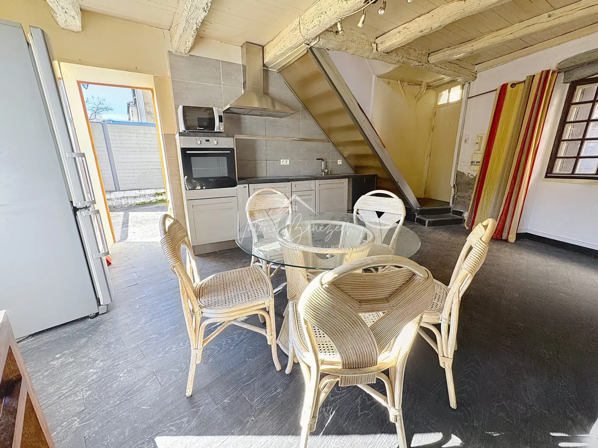 Maison en pierres avec terrasse et vue dégagée à Saint-Sernin-sur-Rance - 3 pièces 