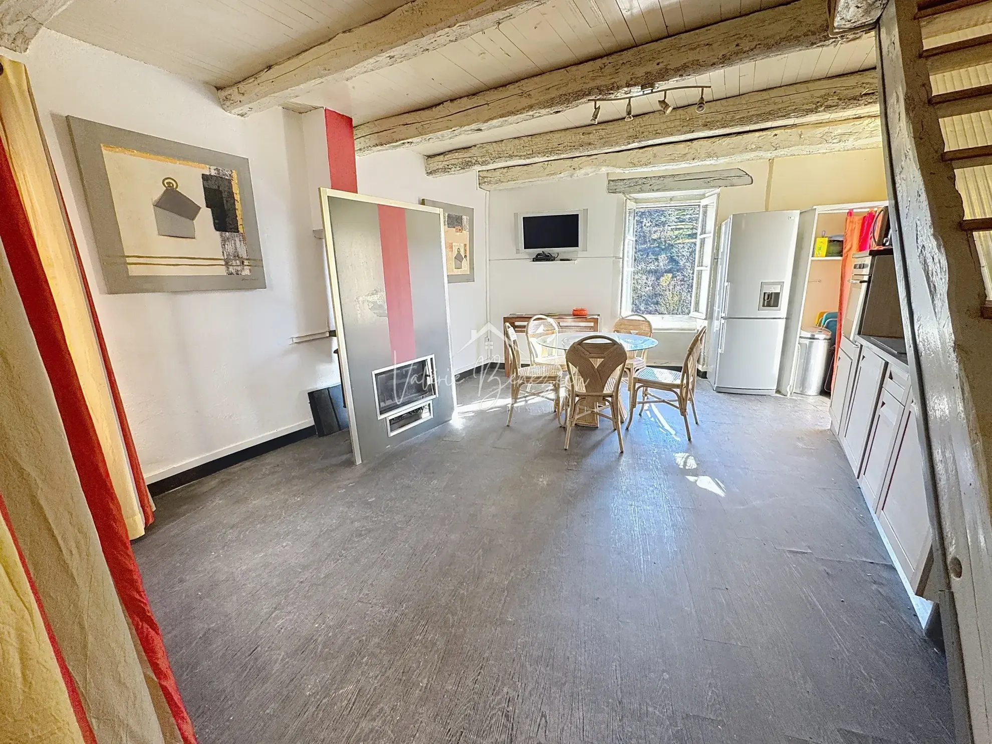 Maison en pierres avec terrasse et vue dégagée à Saint-Sernin-sur-Rance - 3 pièces 