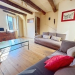 Maison en pierres avec terrasse et vue dégagée à Saint-Sernin-sur-Rance - 3 pièces