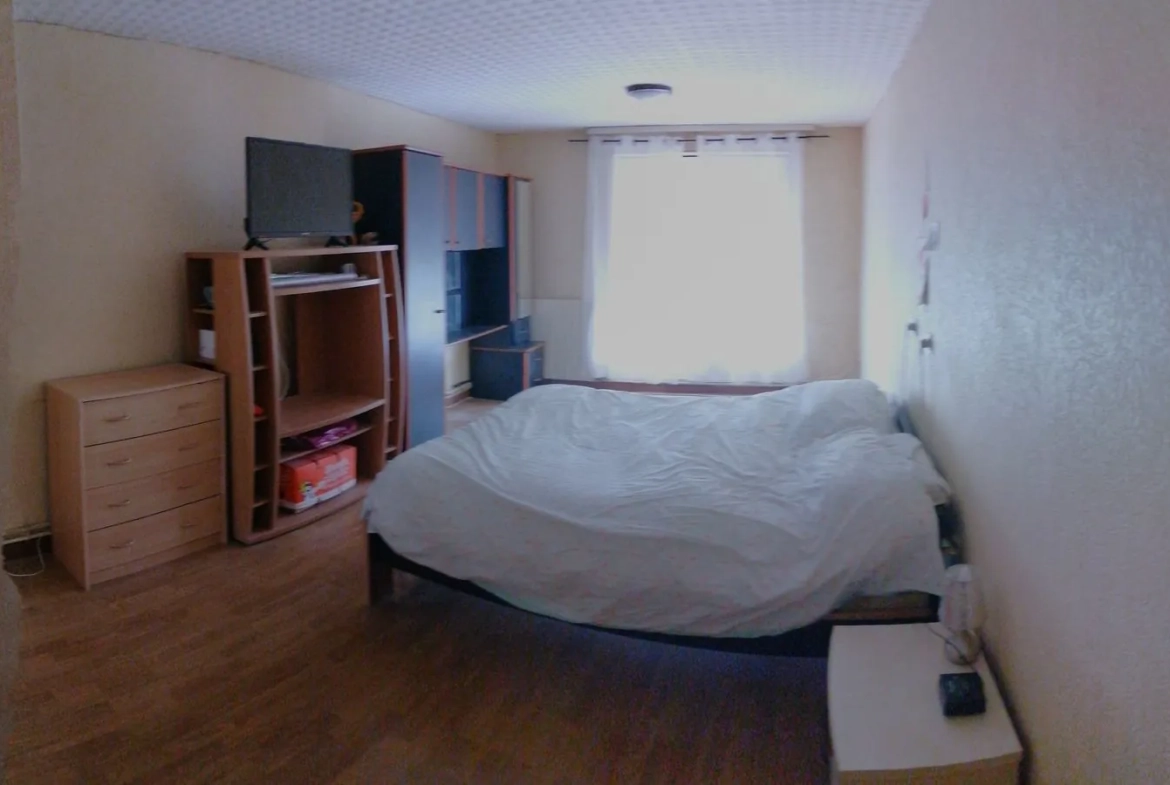 Belle maison de 140 m² avec jardin à Conthil, proche commodités 