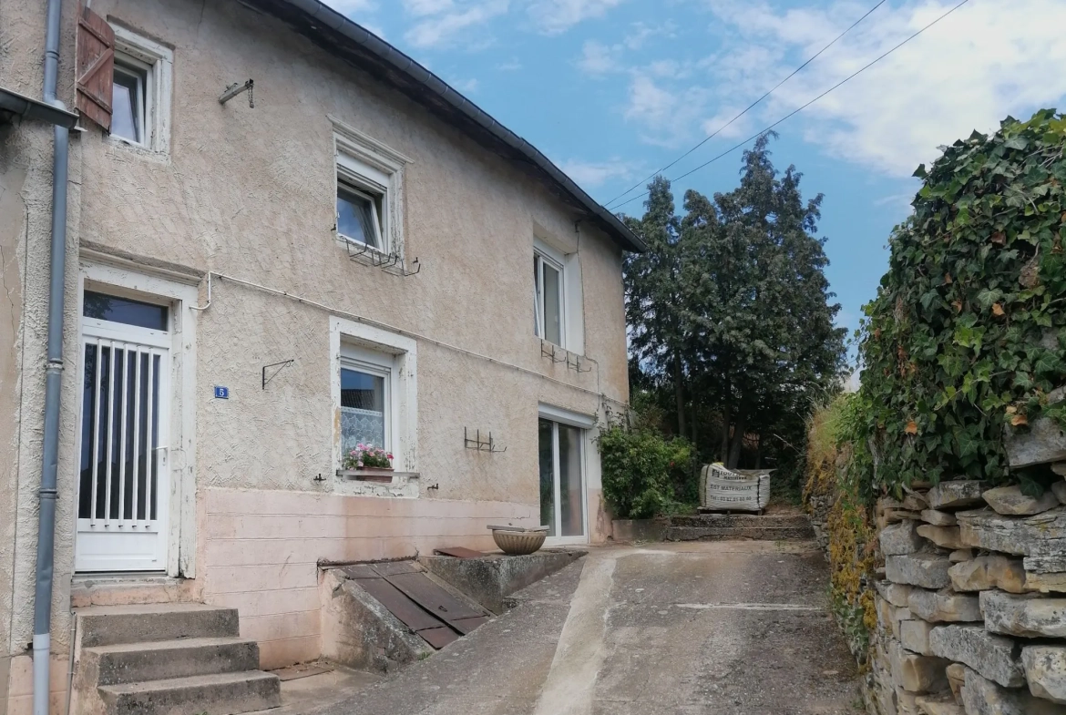 Belle maison de 140 m² avec jardin à Conthil, proche commodités 