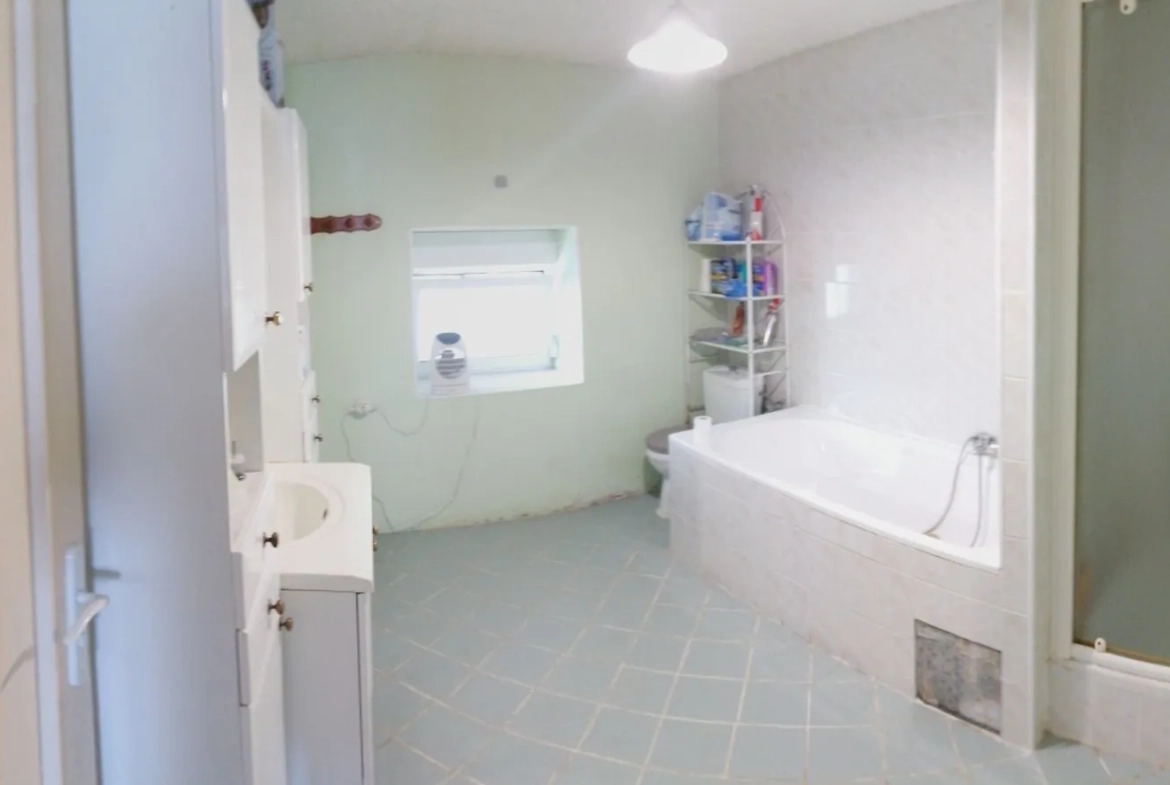 Belle maison de 140 m² avec jardin à Conthil, proche commodités 