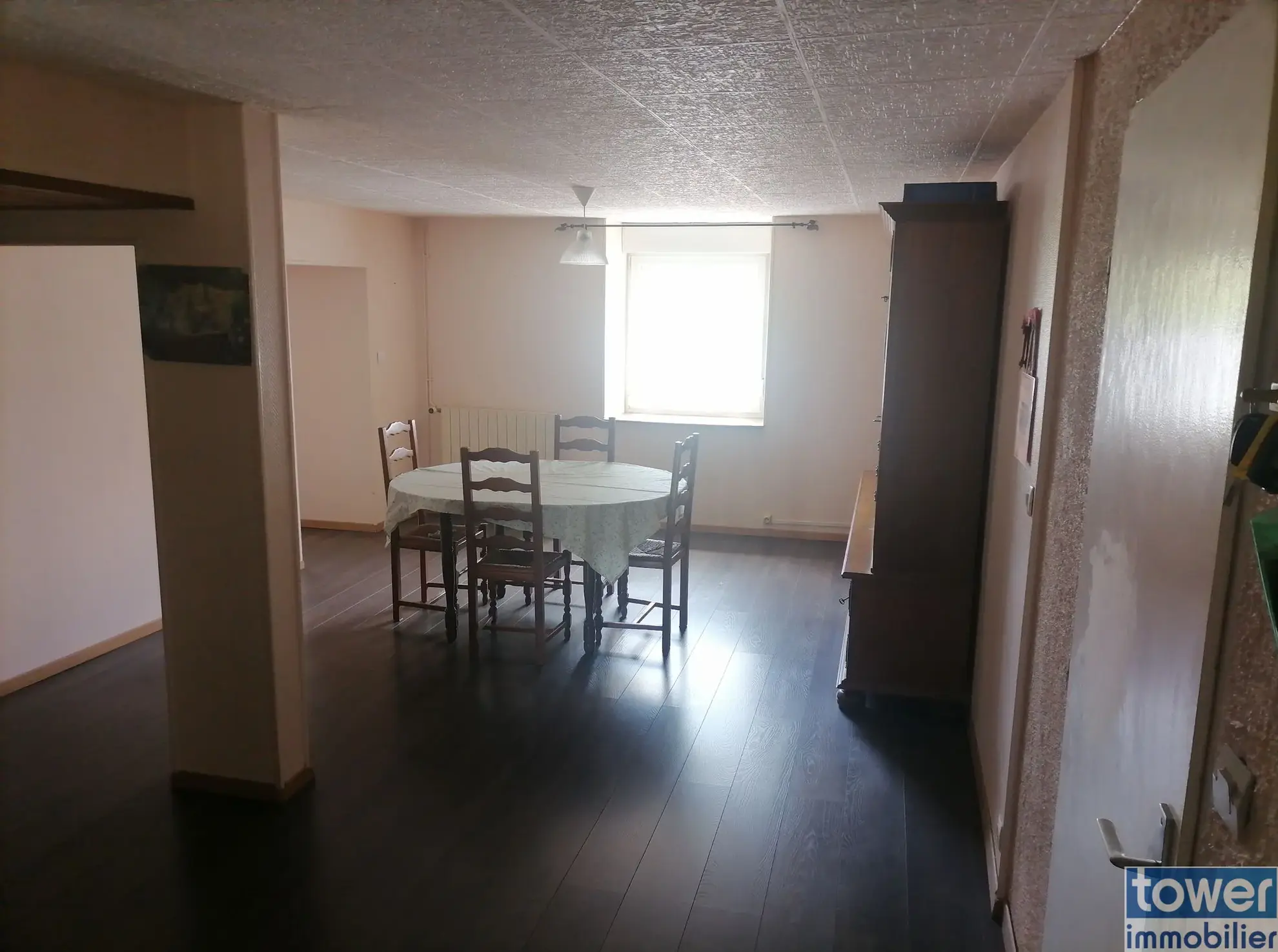 Belle maison de 140 m² avec jardin à Conthil, proche commodités 