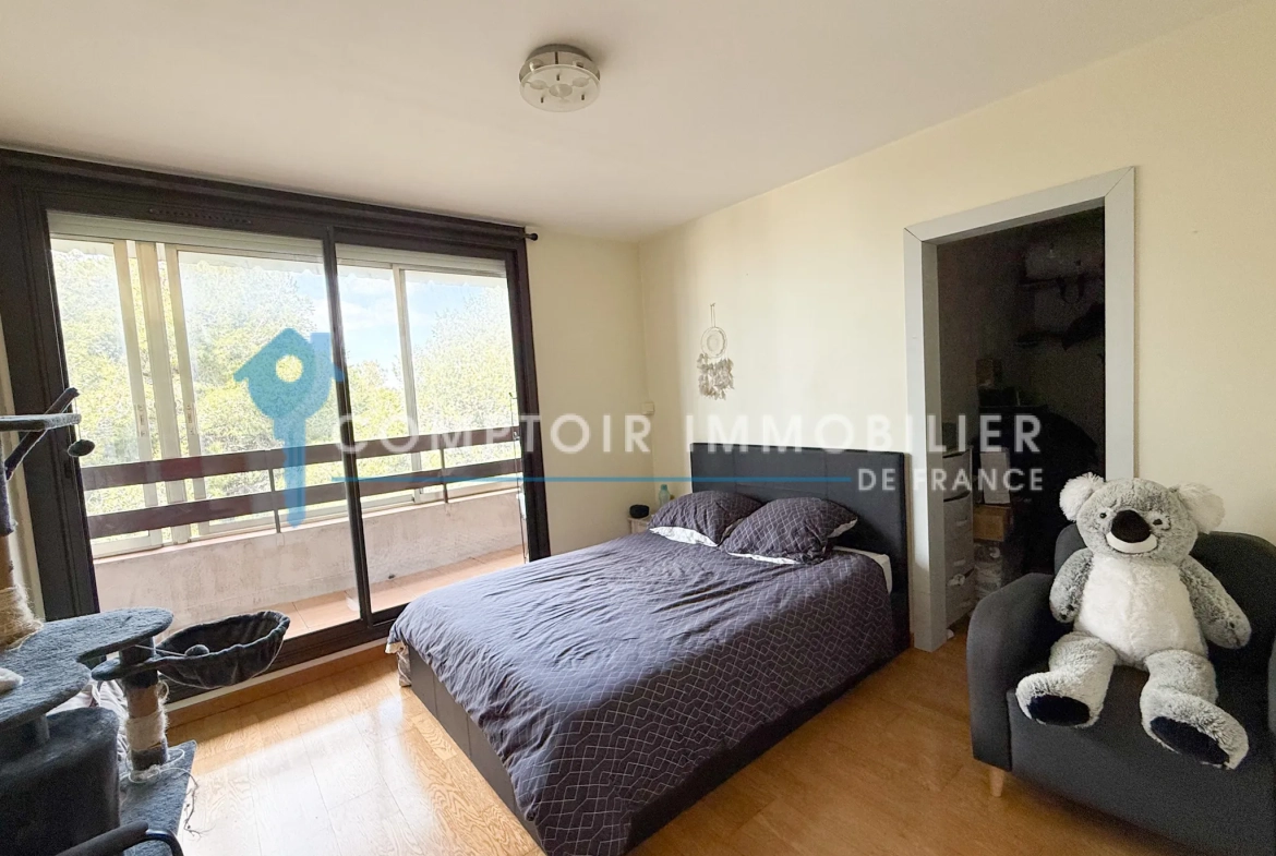 Appartement T3 lumineux avec balcons à Istres – Dernier étage avec ascenseur 