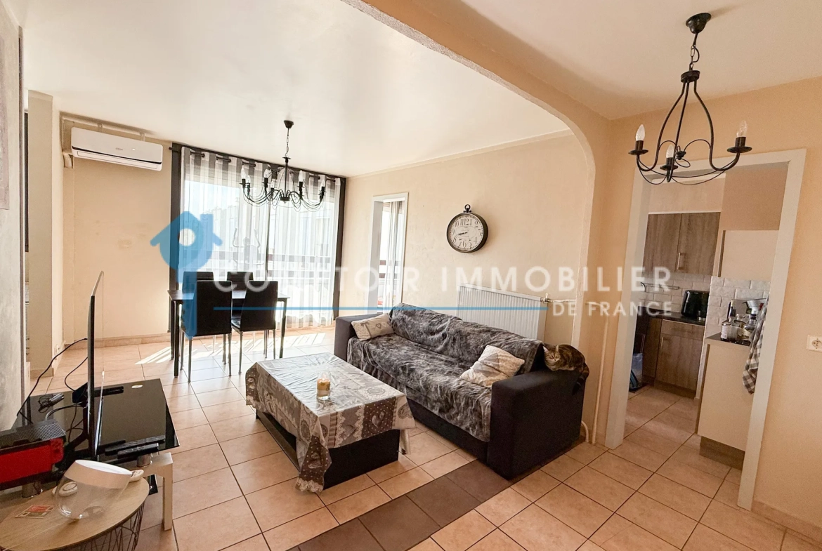 Appartement T3 lumineux avec balcons à Istres – Dernier étage avec ascenseur 