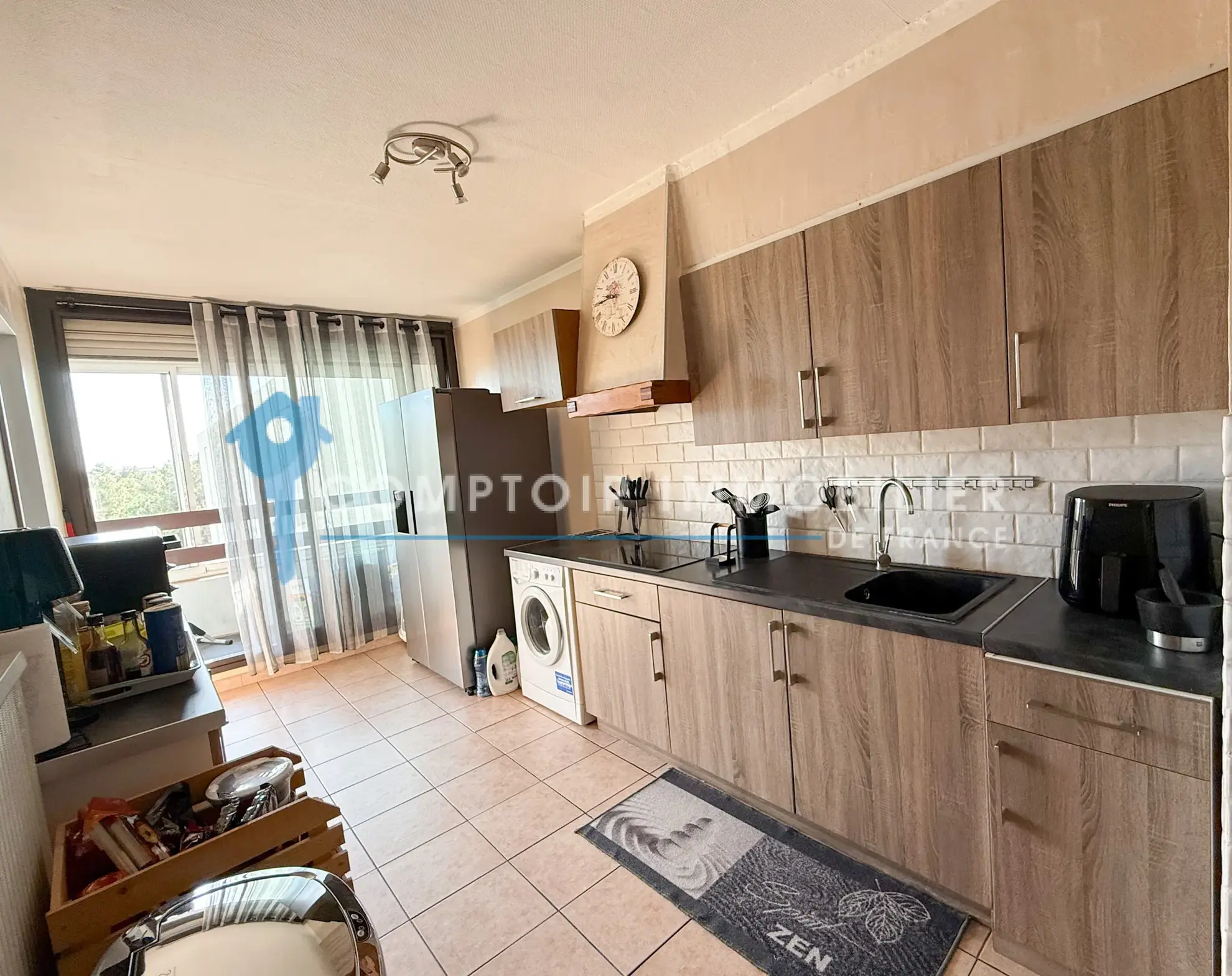 Appartement T3 lumineux avec balcons à Istres – Dernier étage avec ascenseur 