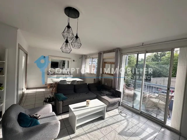Charmant appartement T4 de 76m² à Montpellier avec balcons et ascenseur 