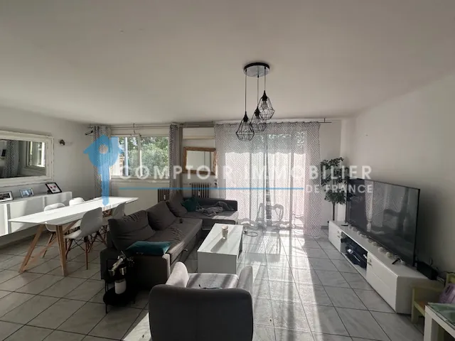 Charmant appartement T4 de 76m² à Montpellier avec balcons et ascenseur 