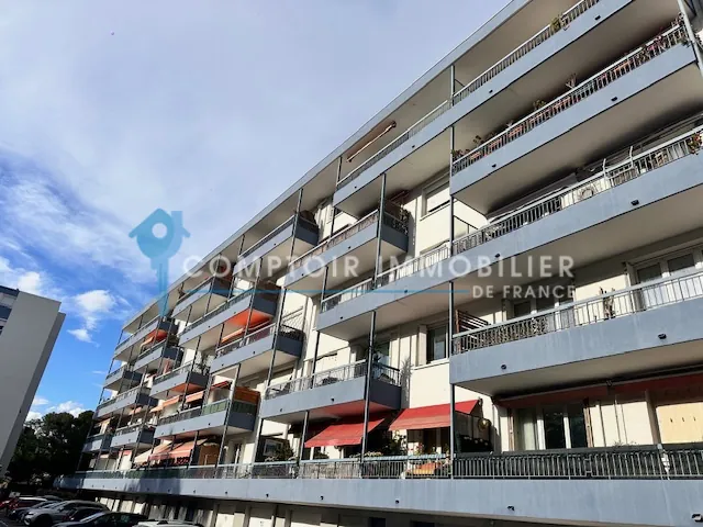 Charmant appartement T4 de 76m² à Montpellier avec balcons et ascenseur 