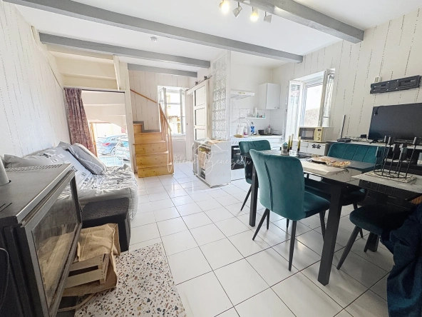 Maison de village en pierres à Saint-Félix-de-Sorgues - 41,70 m²