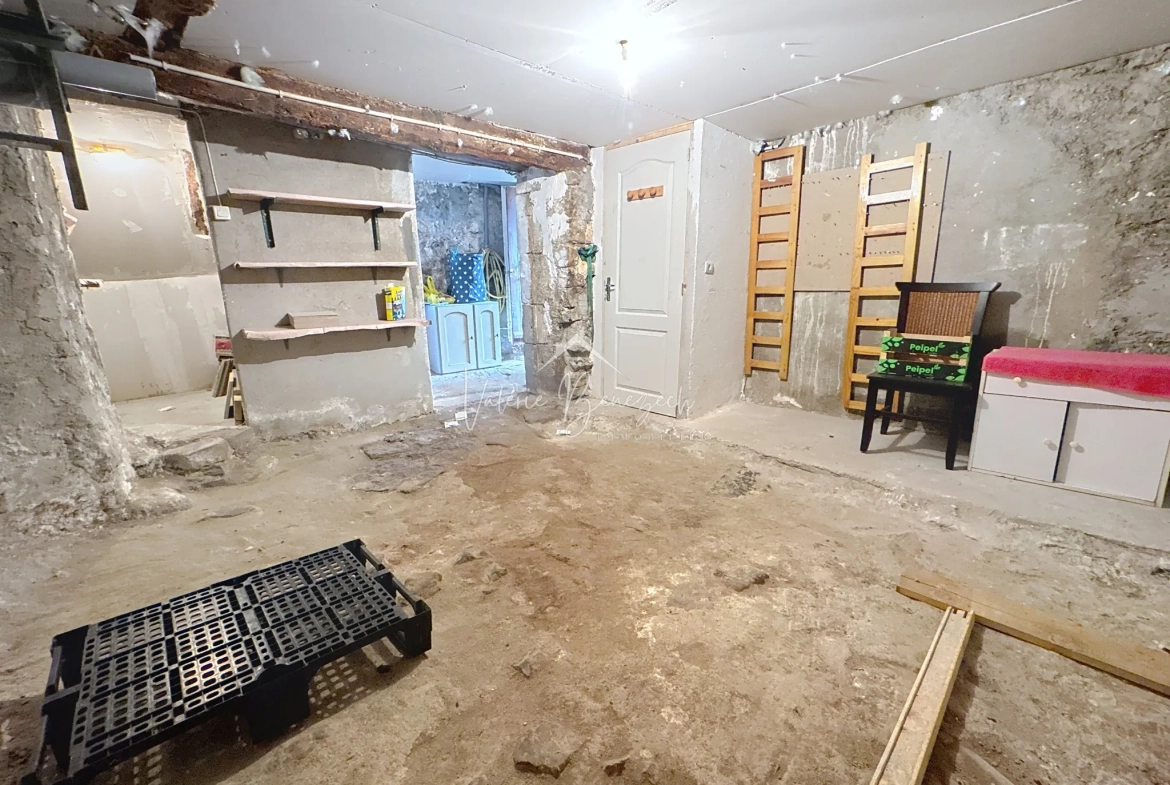 Maison de village en pierres à Saint-Félix-de-Sorgues - 41,70 m² 