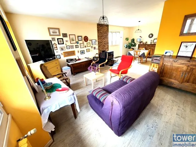 Maison rénovée de 140 m² avec 5 chambres à Bourg Blanc, proche de Brest et des plages 