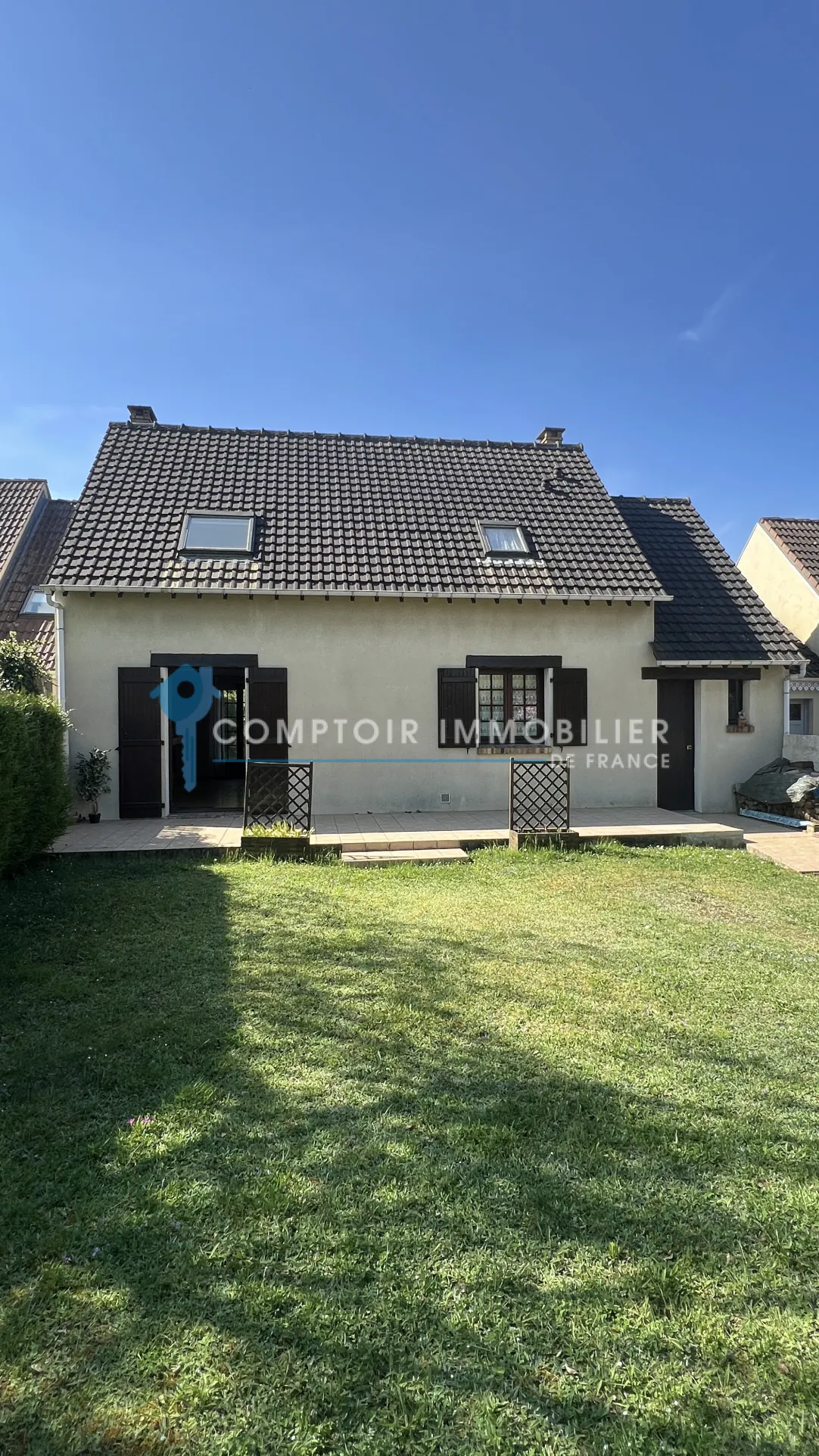 Maison individuelle avec jardin à La Ferté Alais en vente 