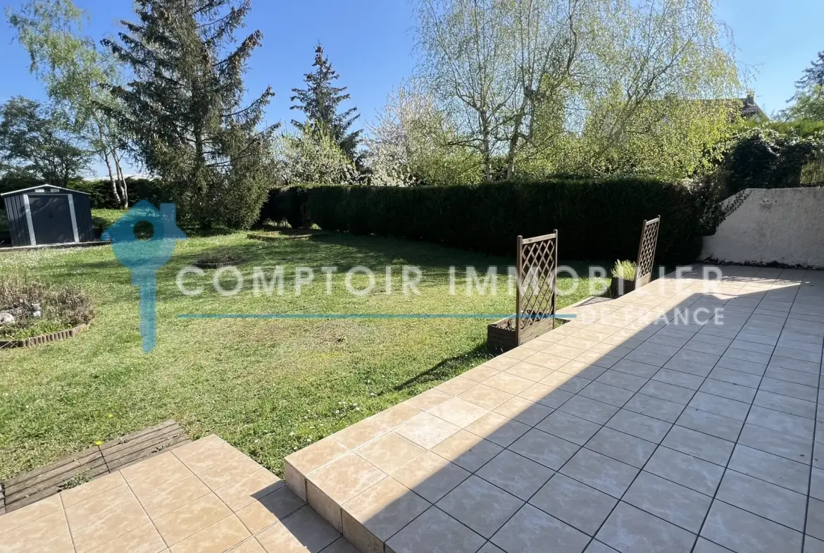 Maison individuelle avec jardin à La Ferté Alais en vente 