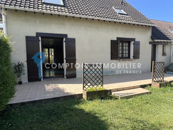 Maison individuelle avec jardin à La Ferté Alais en vente 