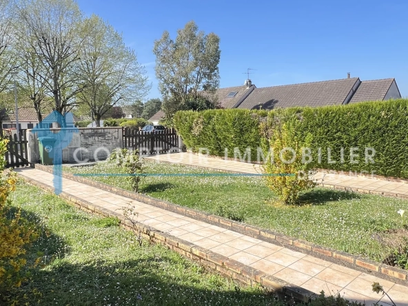 Maison individuelle avec jardin à La Ferté Alais en vente 