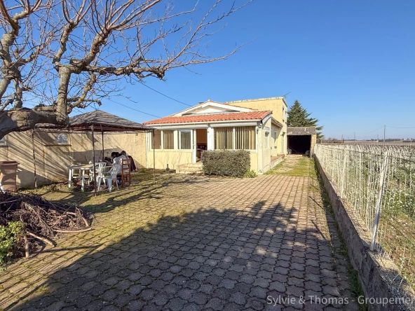 Maison à rénover avec vue exceptionnelle sur Mont Ventoux à Orange 