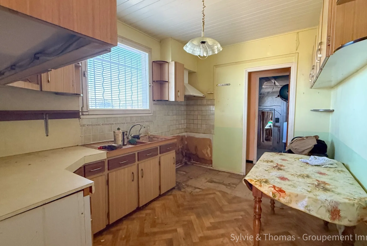 Maison à rénover de 91 m² avec vue sur le Mont Ventoux à Orange 