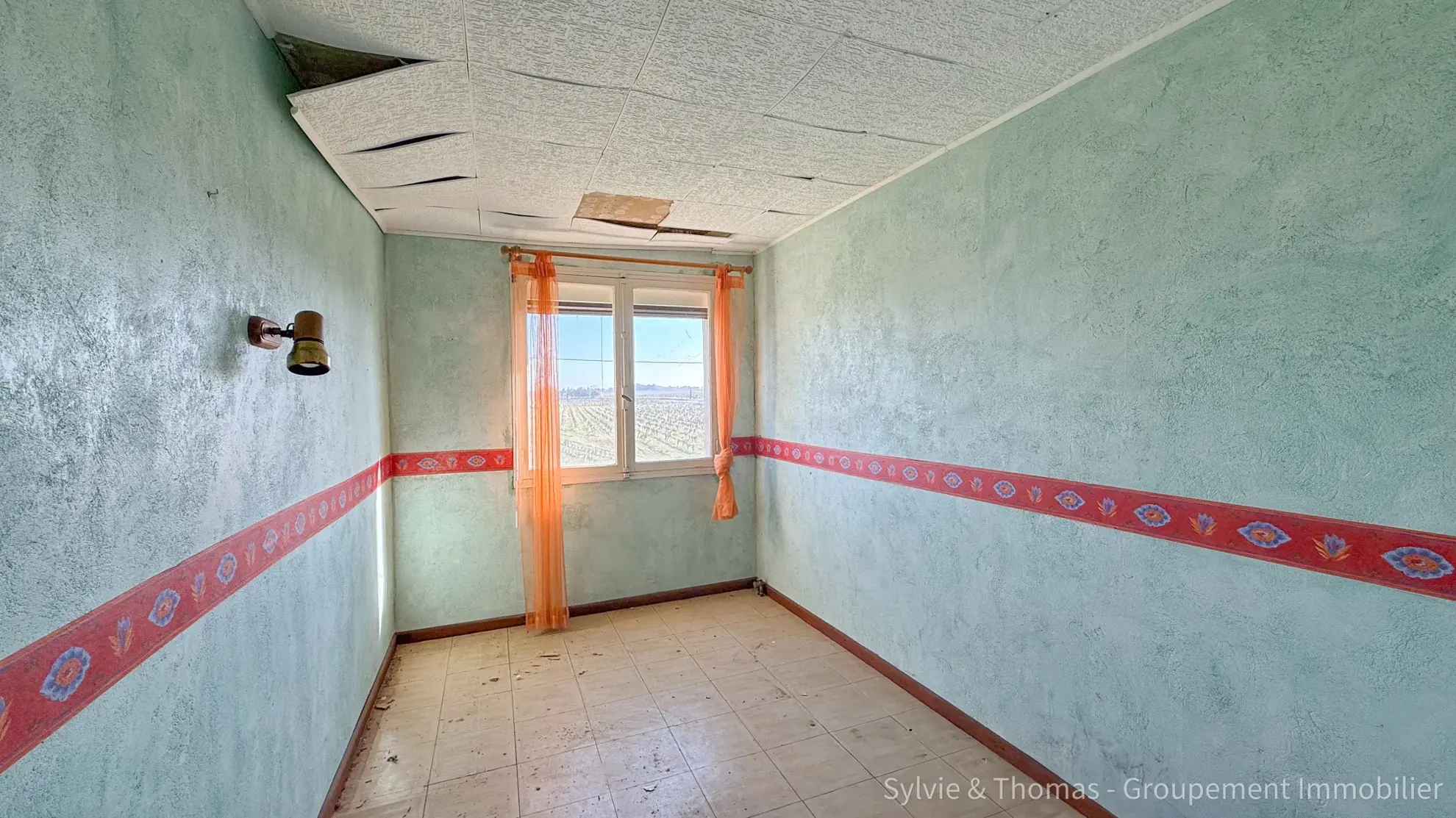 Maison à rénover de 91 m² avec vue sur le Mont Ventoux à Orange 
