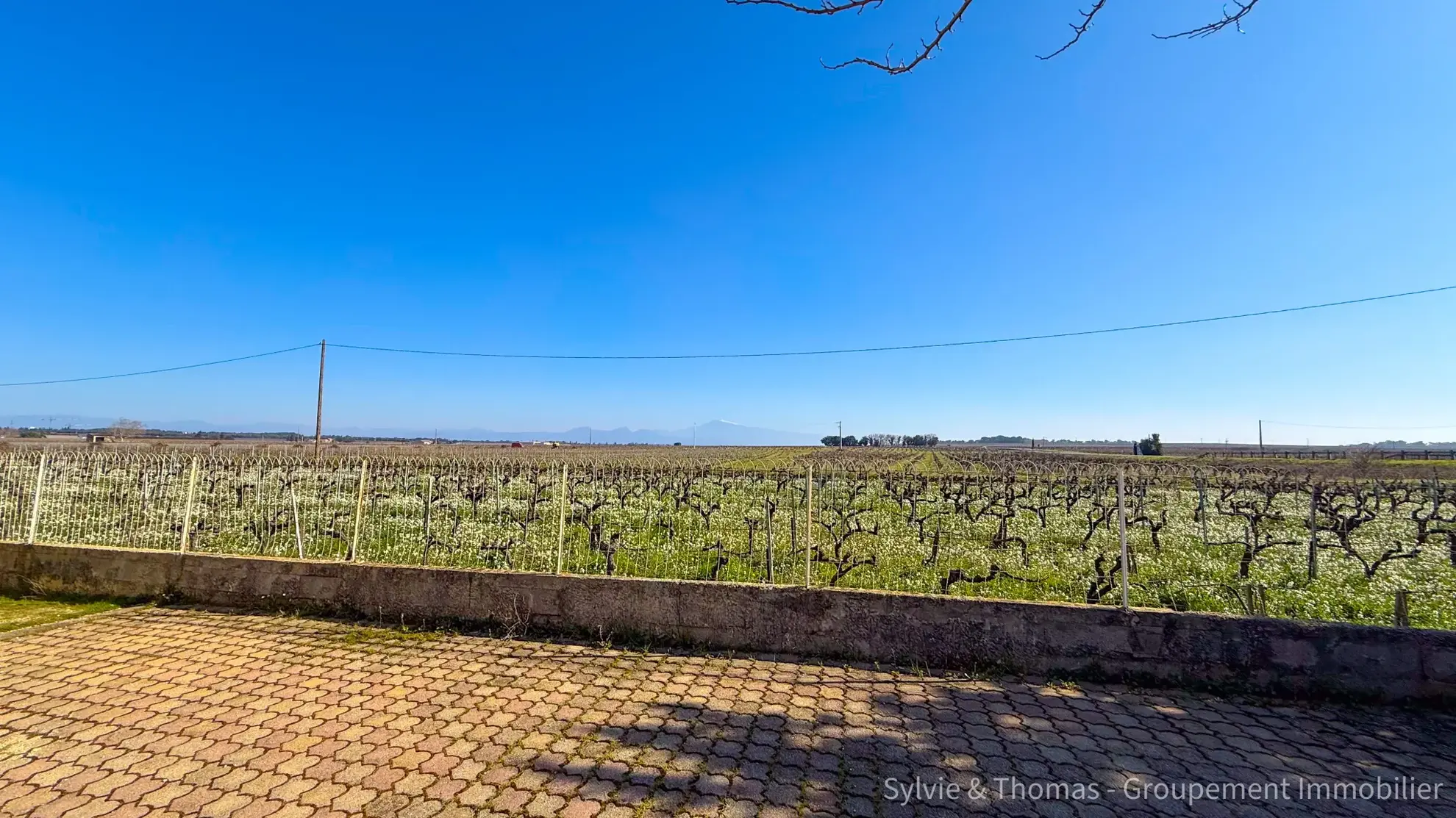 Maison à rénover de 91 m² avec vue sur le Mont Ventoux à Orange 