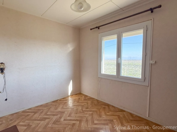 Maison à rénover avec vue exceptionnelle sur Mont Ventoux à Orange 