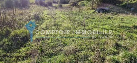 Terrain à bâtir à Laval-Pradel de 1502 m², proche commodités