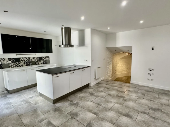 Bel appartement T3 rénové au centre-ville de Meulan-en-Yvelines 