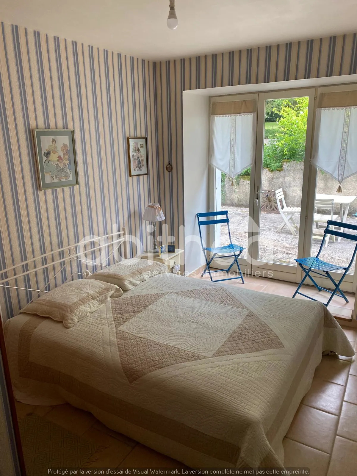 Charmante maison de 173 m² avec terrain arboré à Chasseneuil sur Bonnieure 