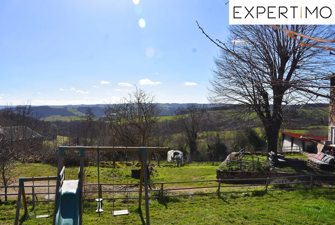 Maison à vendre à Servant de 200 m² avec dépendances et vue sur la vallée de la Sioule 