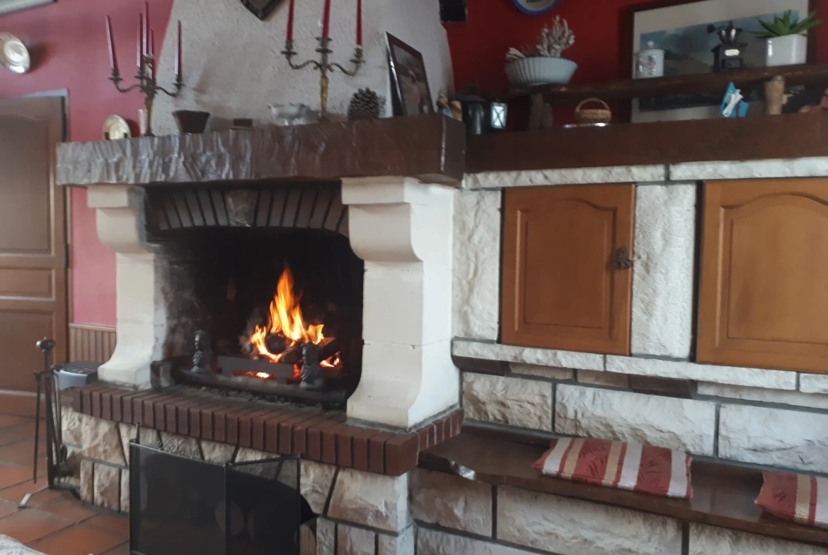 Charmante maison de 166 m² à vendre à Chatellerault avec jardin et garage 