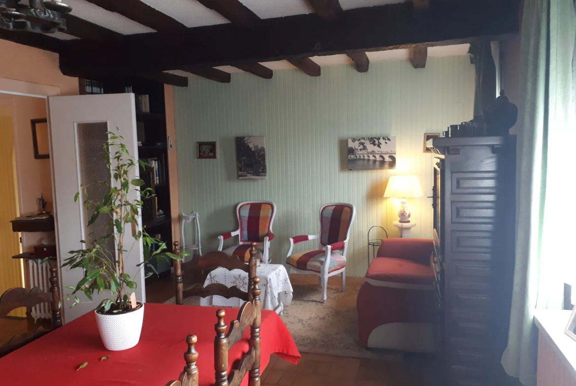 Charmante maison de 166 m² à vendre à Chatellerault avec jardin et garage 