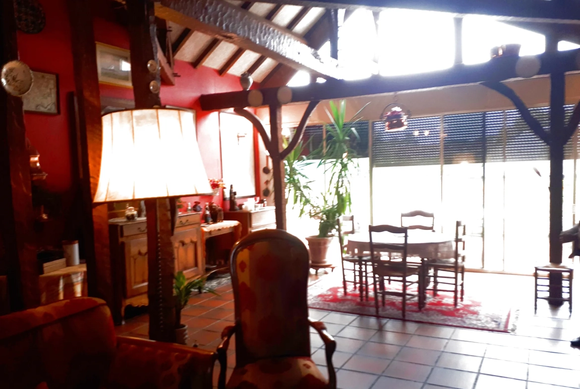 Charmante maison de 166 m² à vendre à Chatellerault avec jardin et garage 