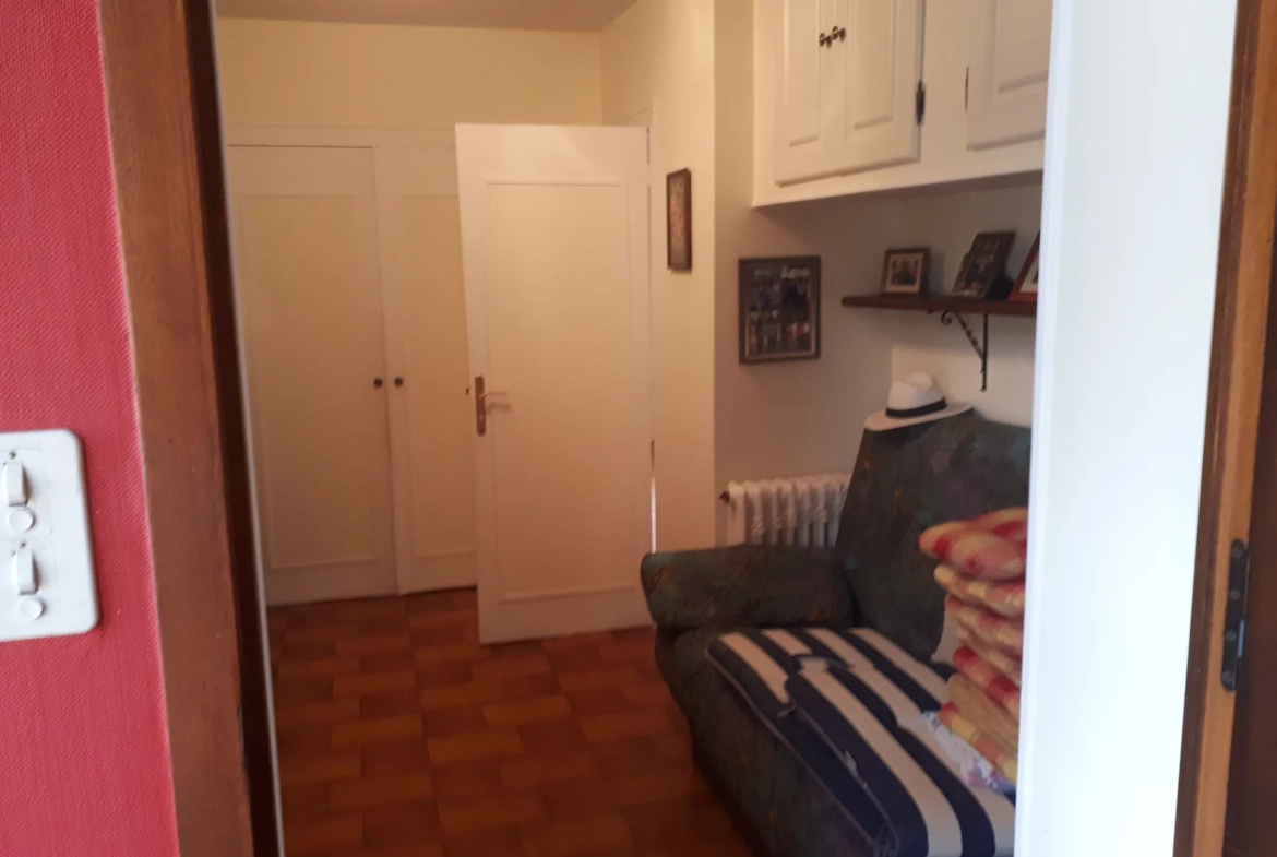 Charmante maison de 166 m² à vendre à Chatellerault avec jardin et garage 