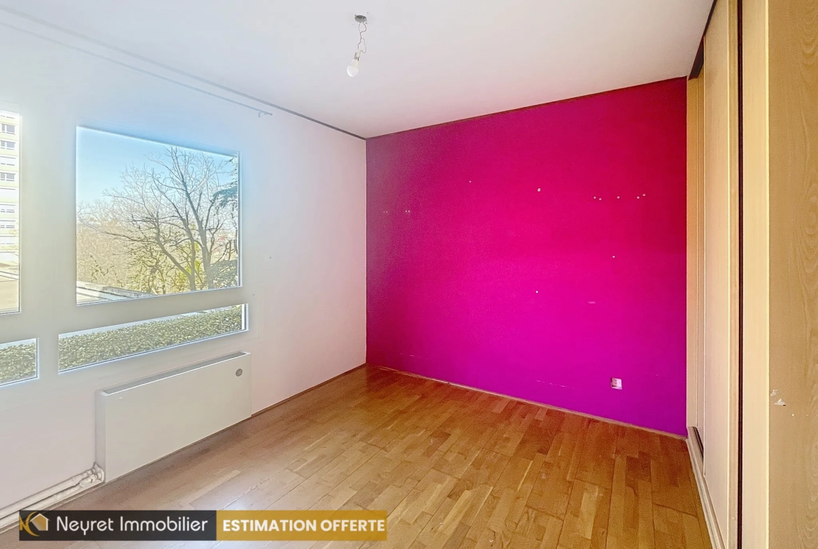 Appartement T3 à Oullins avec parking, calme et lumineux - Idéal investisseurs et primo-accédants 