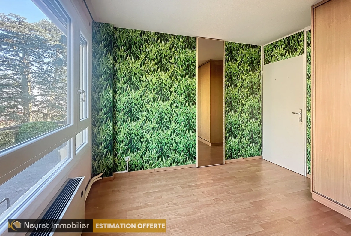 Appartement T3 à Oullins avec parking, calme et lumineux - Idéal investisseurs et primo-accédants 