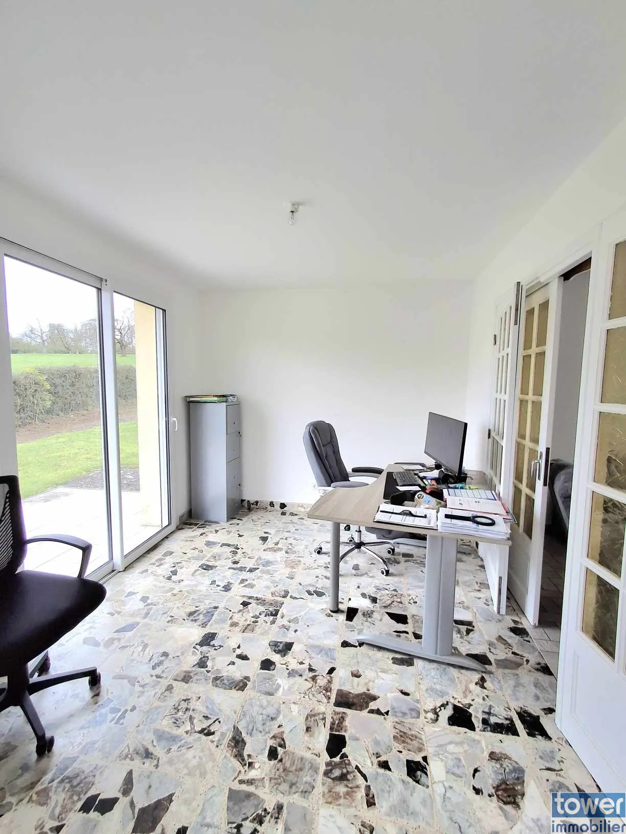Maison individuelle lumineuse de 100 m² à Ames, calme et bien équipée 