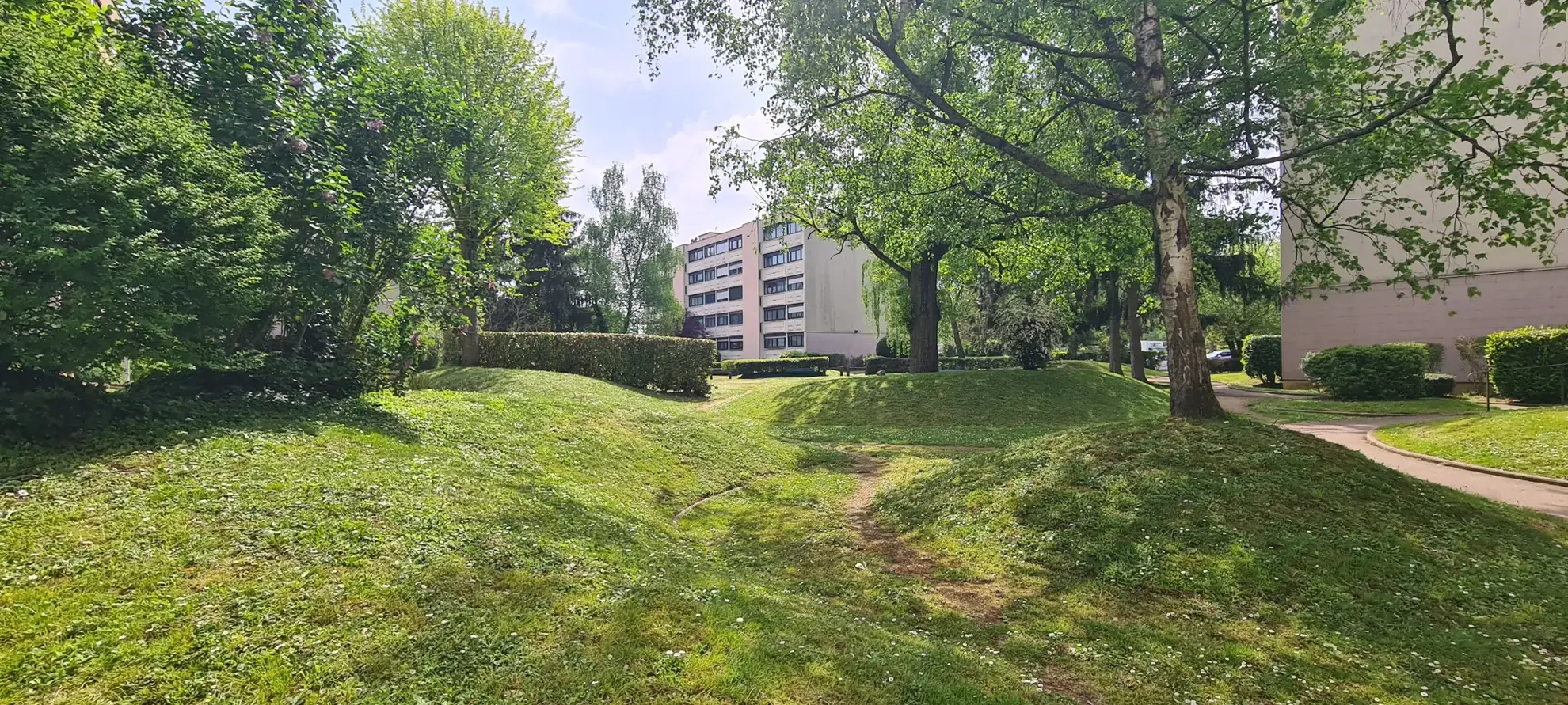 Appartement 5 pièces lumineux avec parking, cave et balcon à Limeil-Brevannes 
