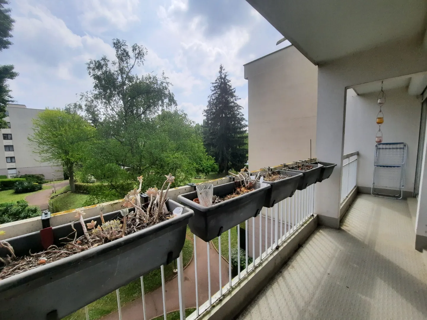 Appartement 5 pièces lumineux avec parking, cave et balcon à Limeil-Brevannes 