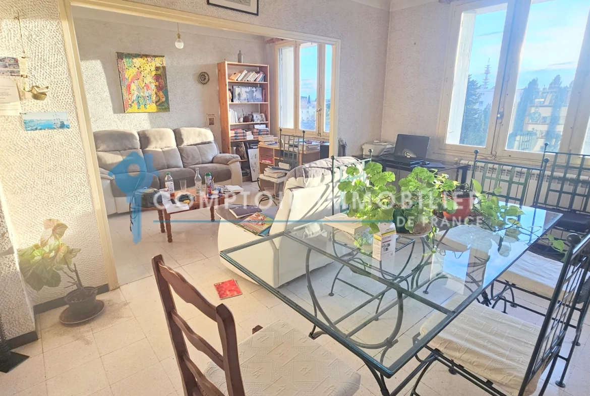 Appartement T3 lumineux avec balcon et cave à Montpellier – Dernier étage 