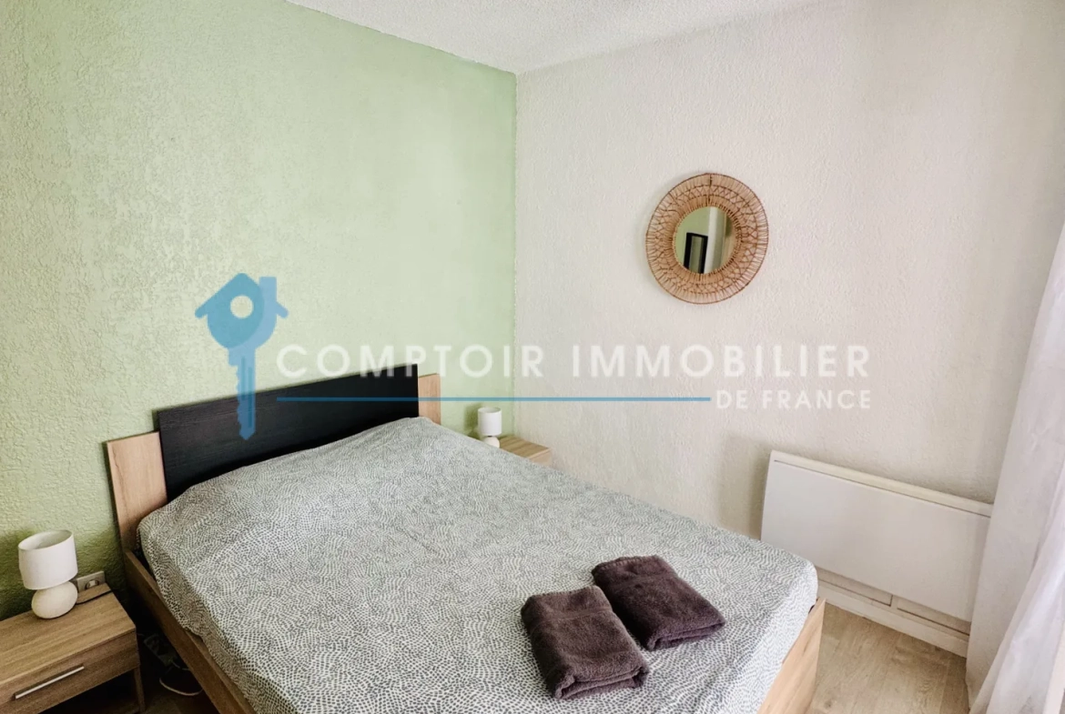 Appartement T2 avec Vue Port au Dernier Étage à Agde 