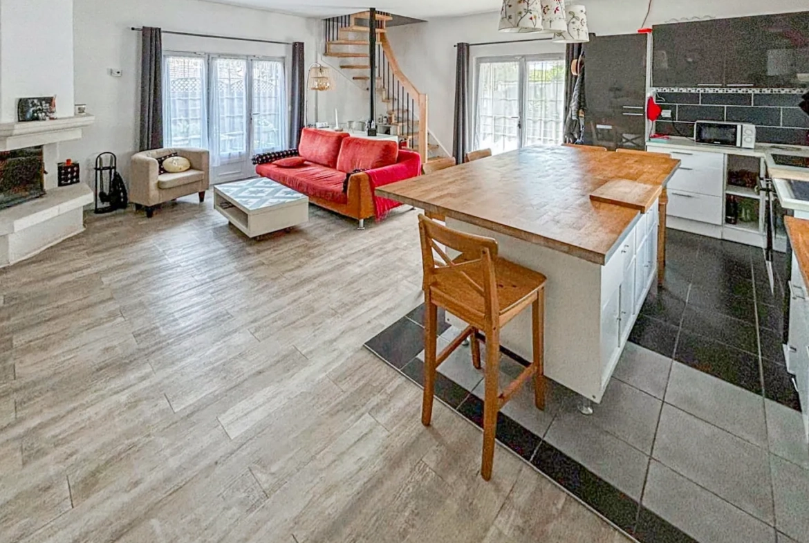 Maison à Soisy-sous-Montmorency avec terrasse et garage, 3 pièces 
