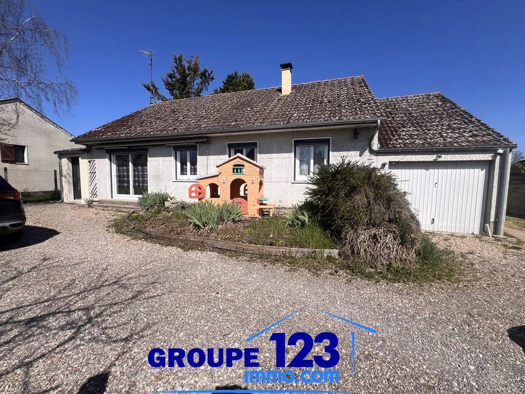 Maison familiale de 110 m2 avec jardin et garage proche de Joigny 