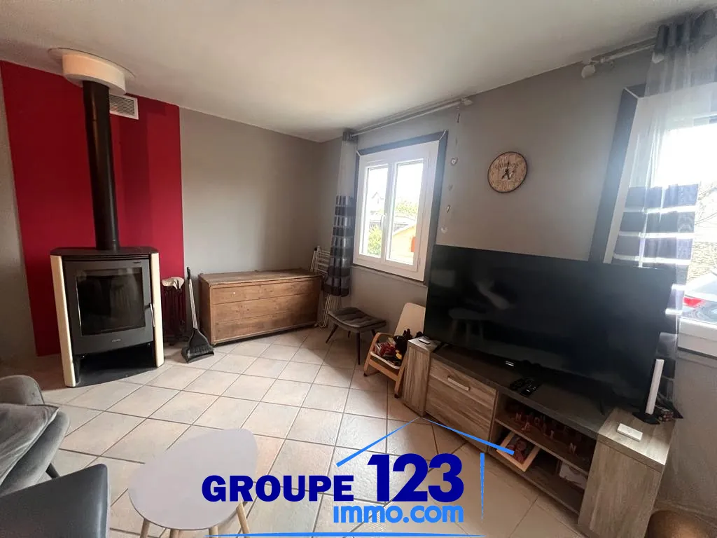Maison familiale de 110 m2 avec jardin et garage proche de Joigny 
