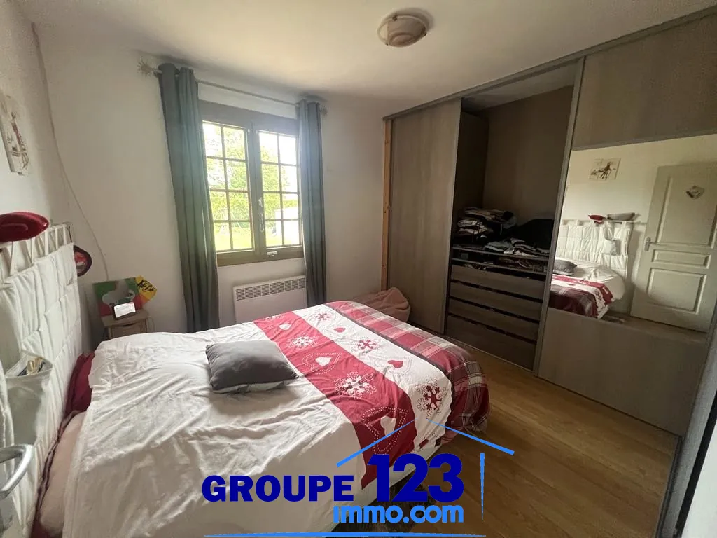 Maison familiale de 110 m2 avec jardin et garage proche de Joigny 