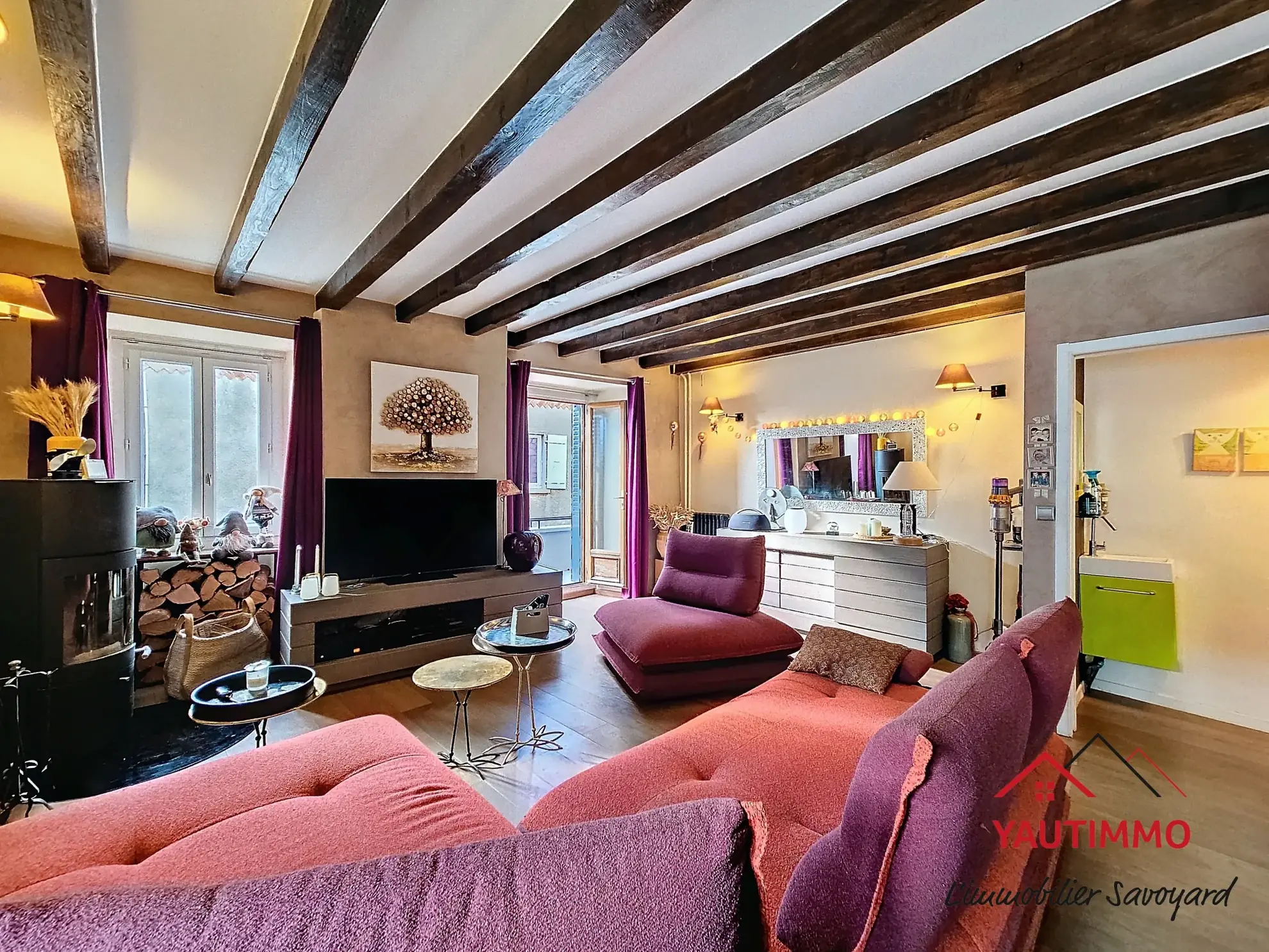 Maison rénovée de 100 m² au centre de Douvaine avec forte rentabilité 