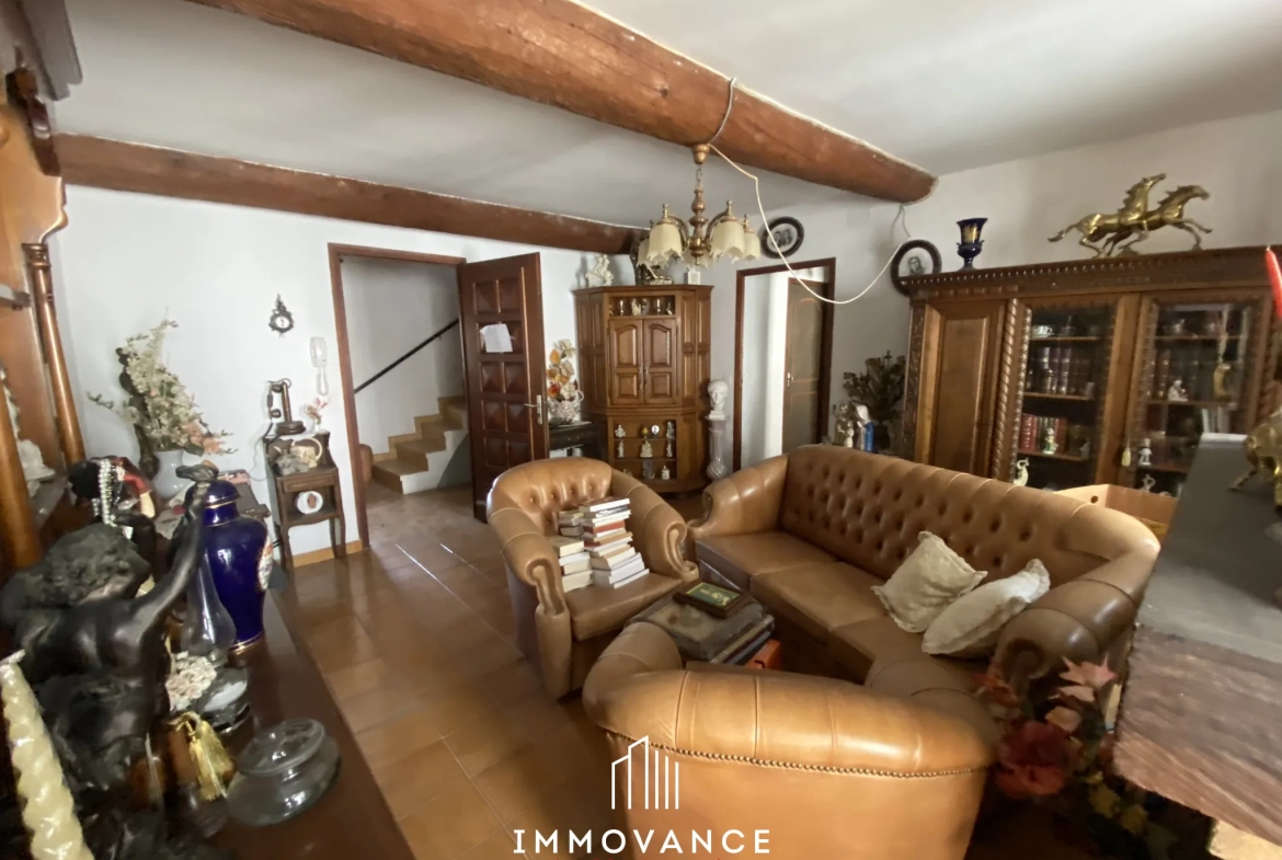 Grande maison de ville de 190 m² avec garage à Frontignan 